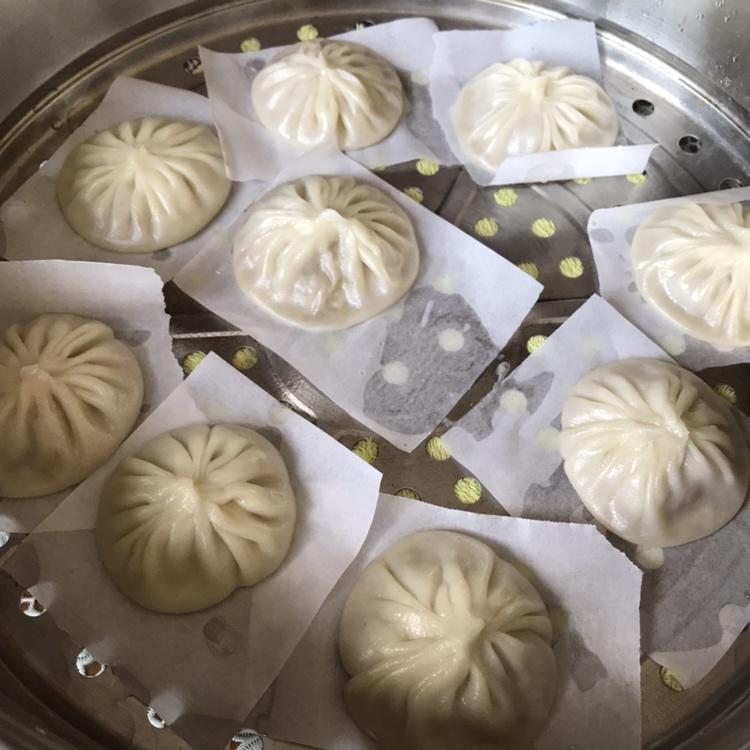 灌汤小笼包