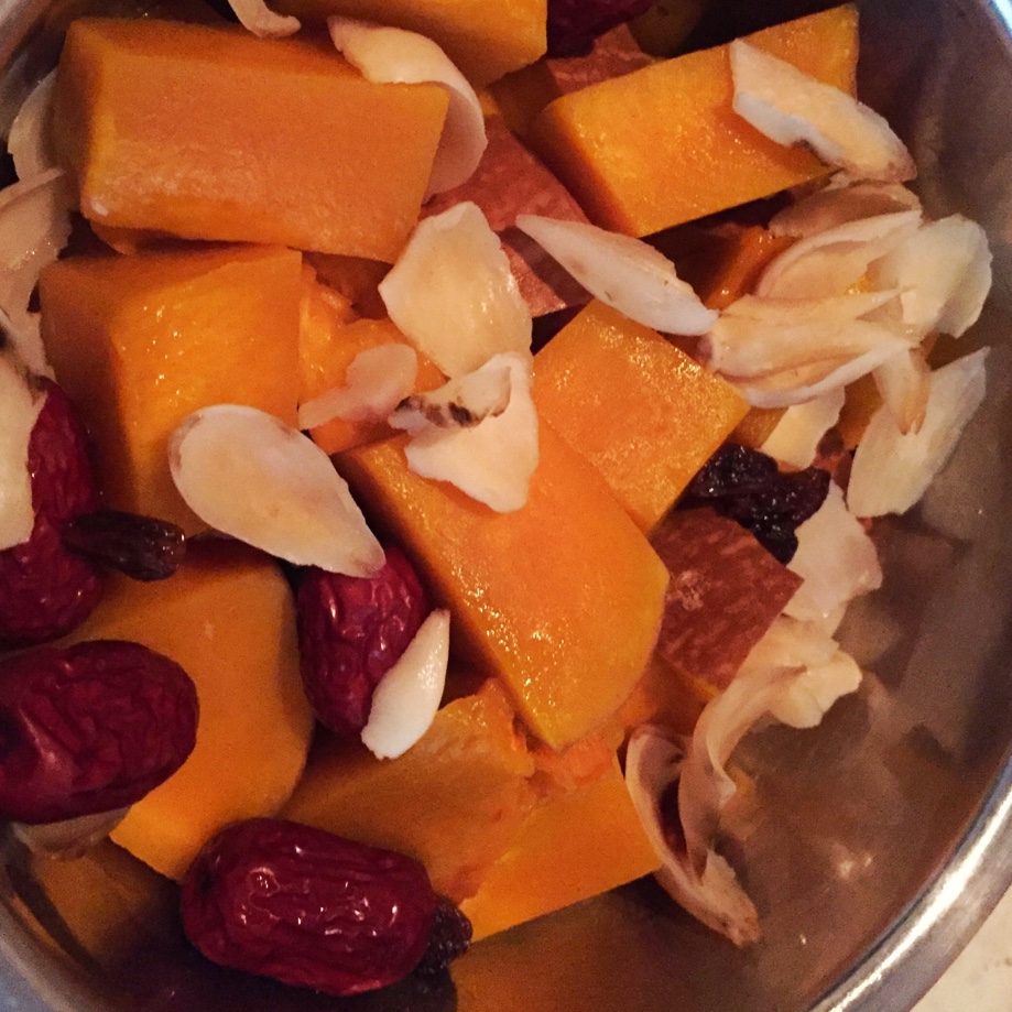 红枣百合蒸南瓜