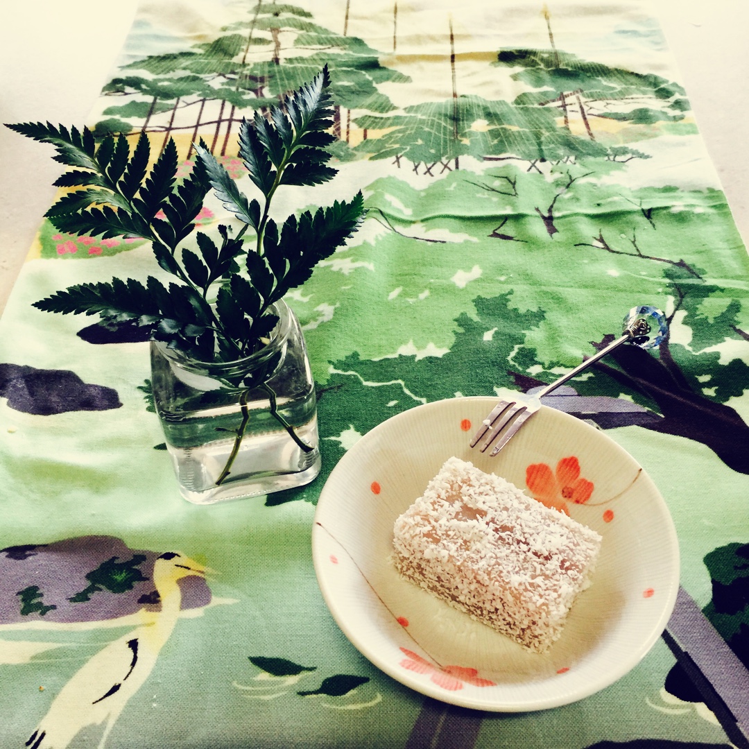 美味的紫薯凉糕