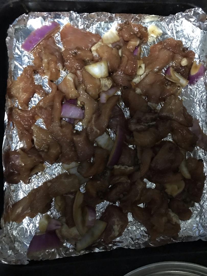 烤箱烤肉