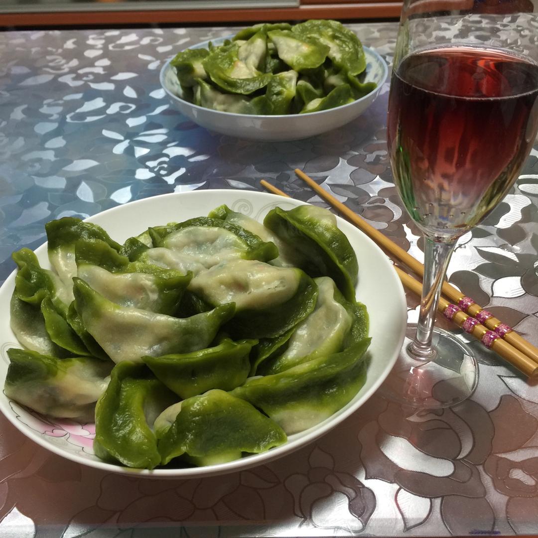 翡翠白玉白菜饺子详细版（附翡翠白玉白菜饺子包法，翡翠白玉饺子皮两种制法，面包机和面，翡翠白玉烧卖，各种馅料搭配）