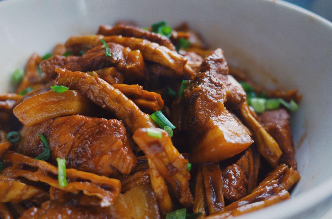 笋干烧肉的做法