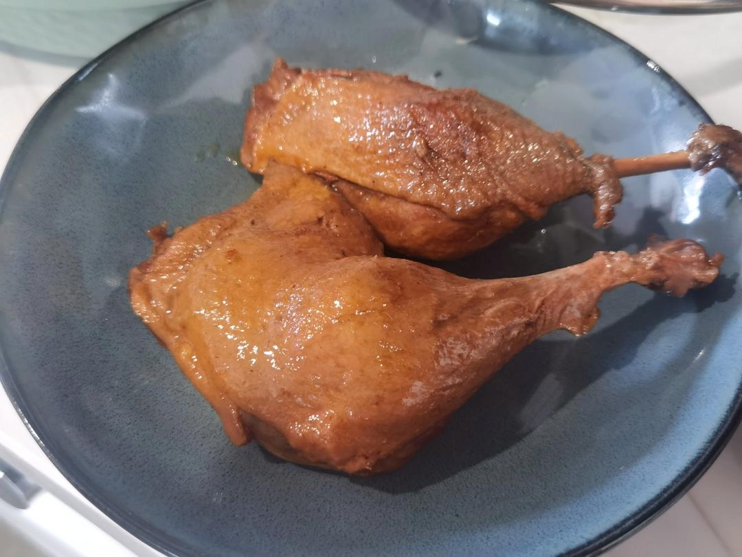 鸭腿这么做，一口气吃两个都不够😍