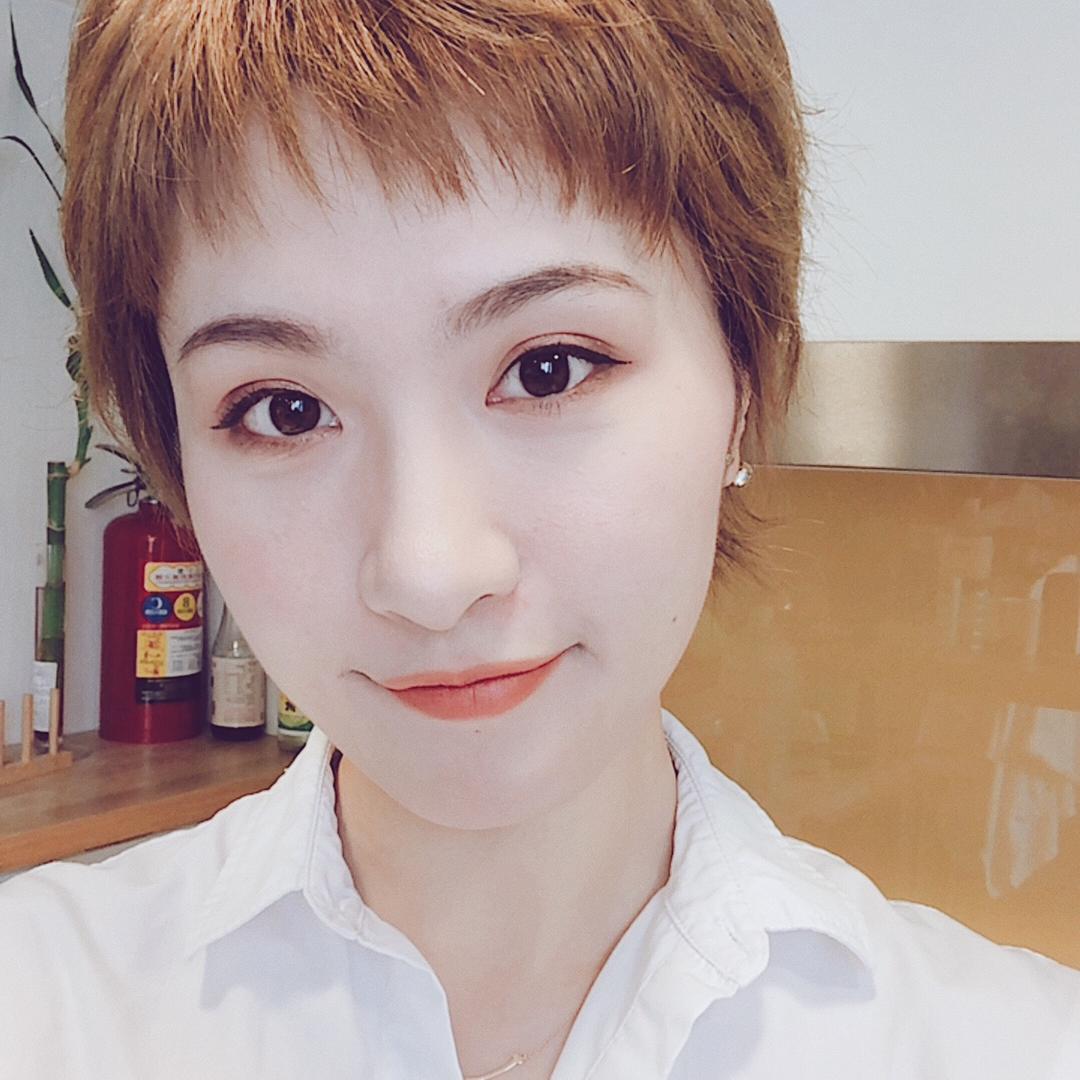 莫妮卡卡卡卡