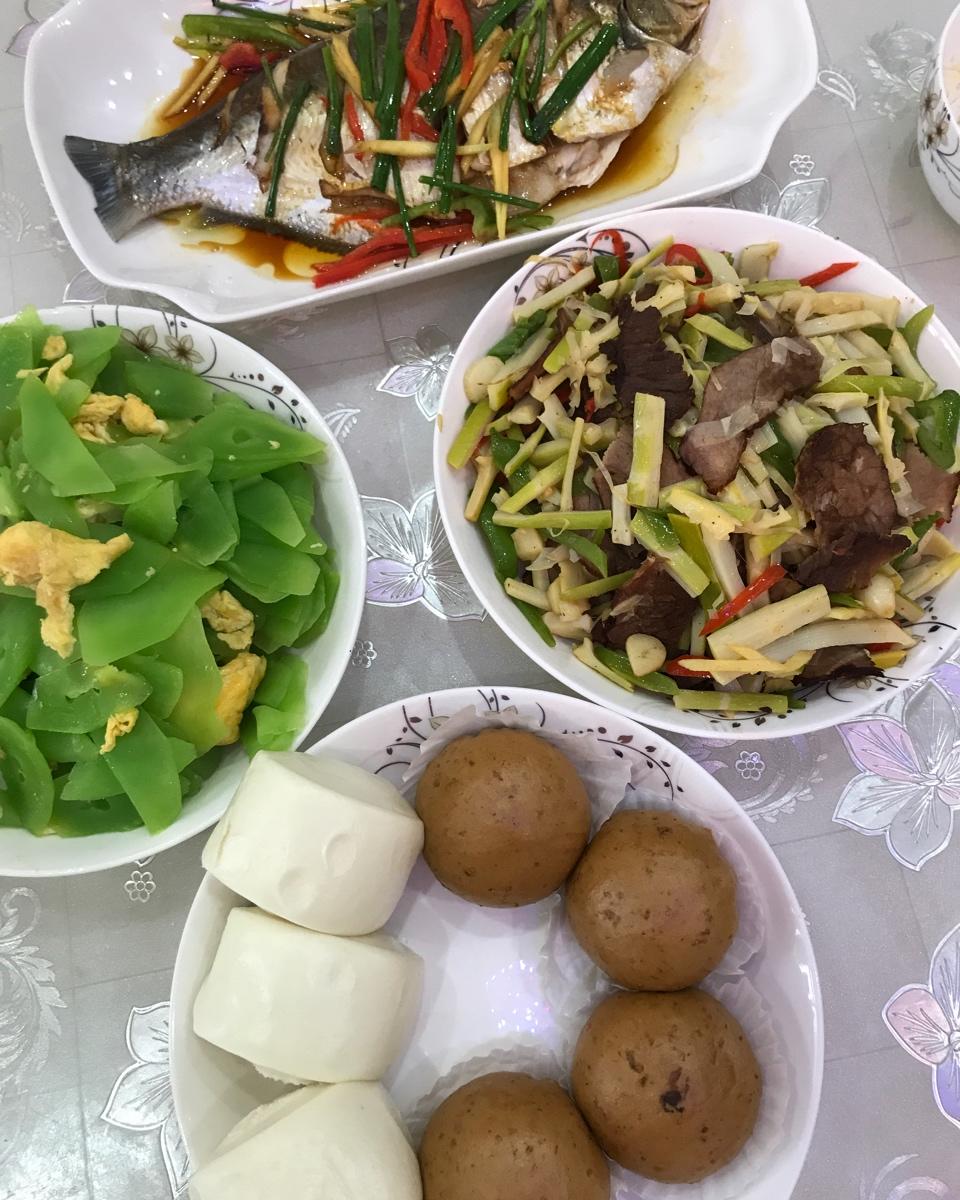 莴笋炒鸡蛋