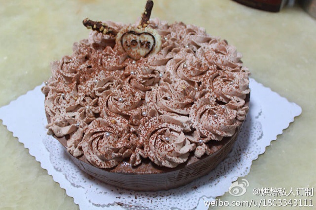 巧克力方形慕斯蛋糕