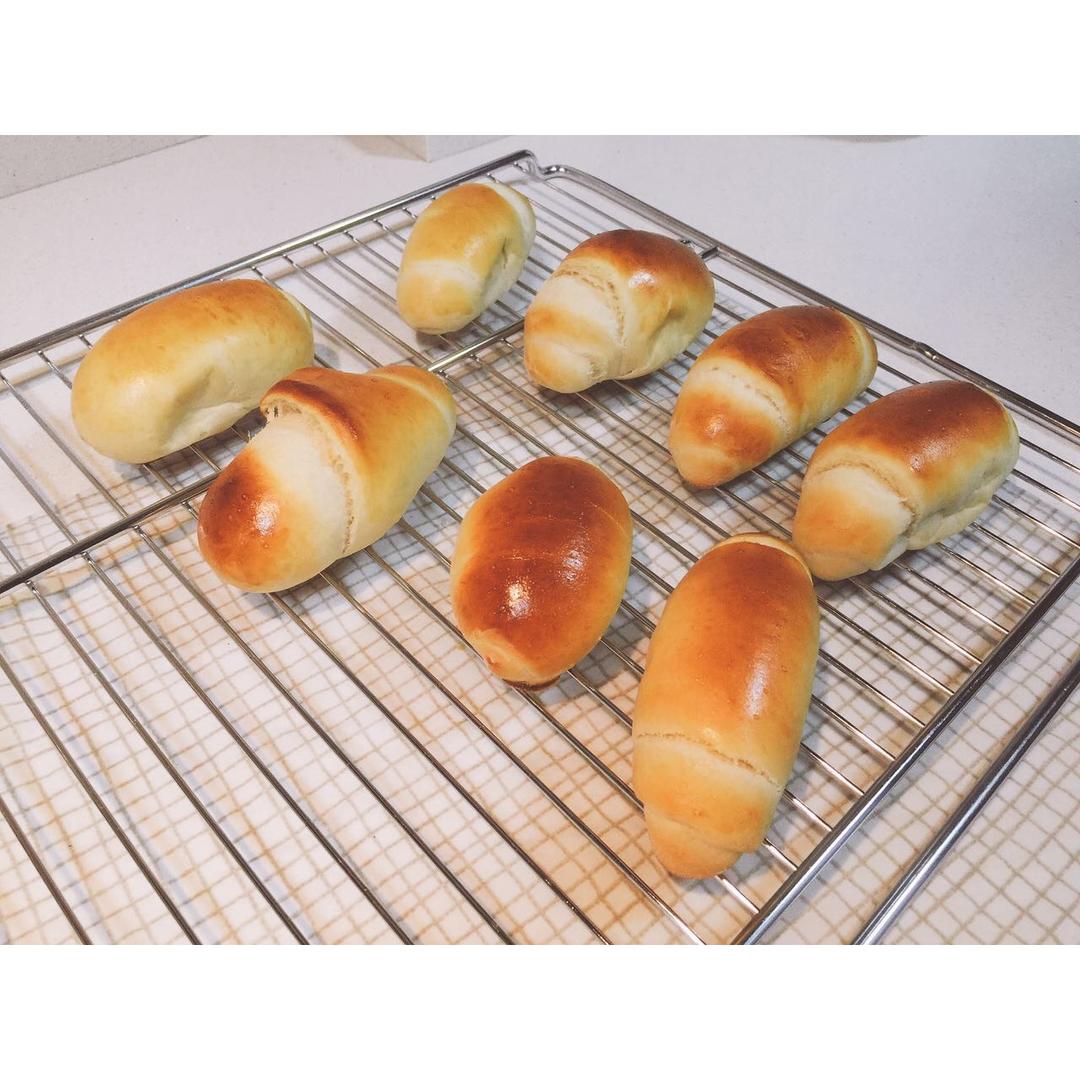 黄油面包卷