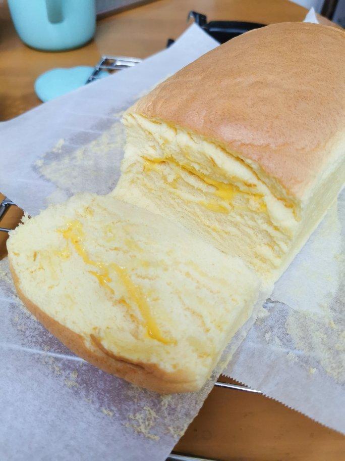 堪比柯基屁股
爆浆芝士🧀古早蛋糕