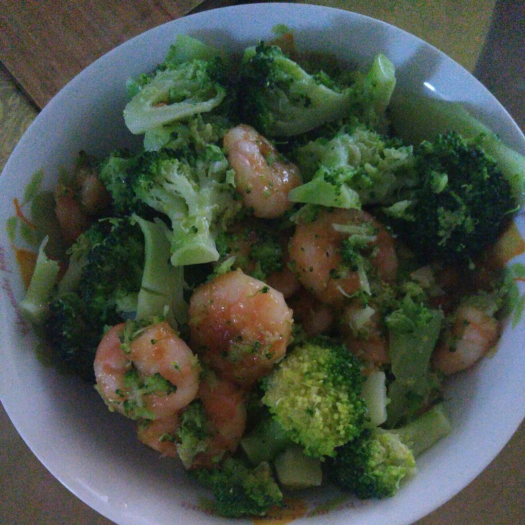 西兰花炒虾仁