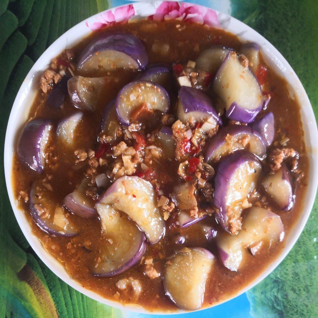 厨师长教你：“肉末烧茄子”的家常做法，口感软糯适合下饭，收藏