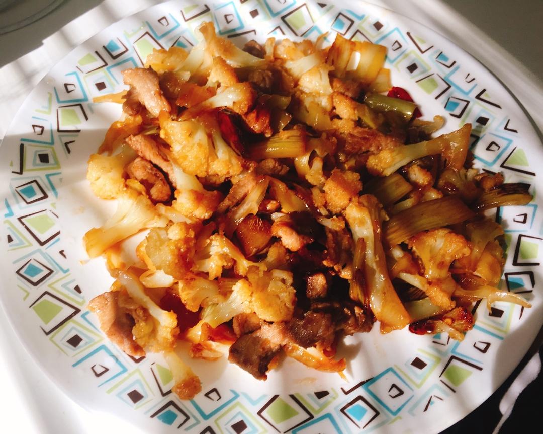 老丁的私房菜-干锅花菜