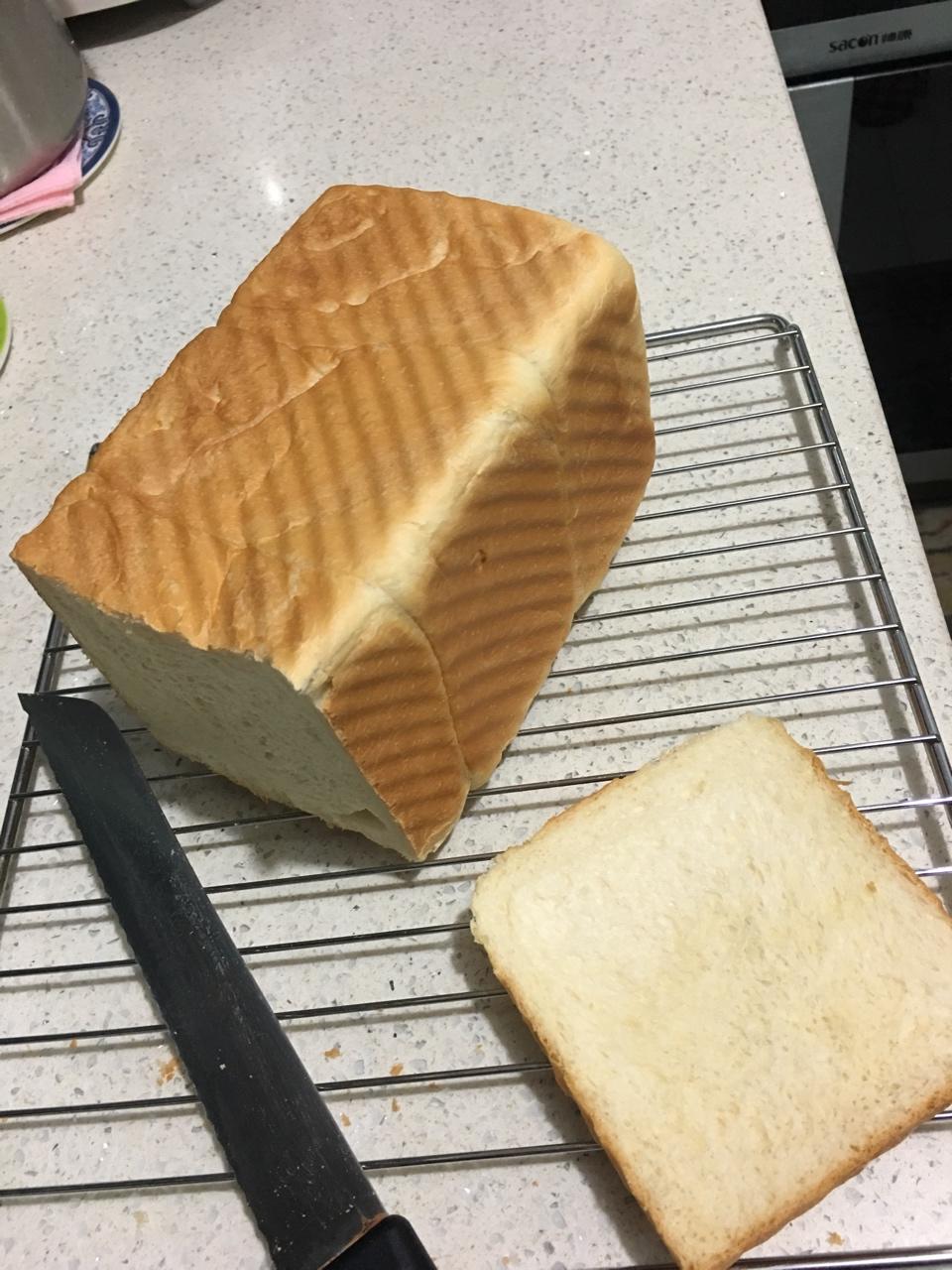 牛奶吐司（附详细步骤图）