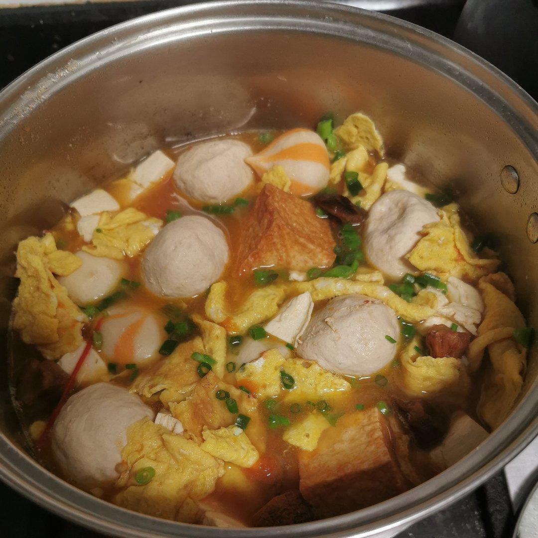西红柿菌菇豆腐汤
