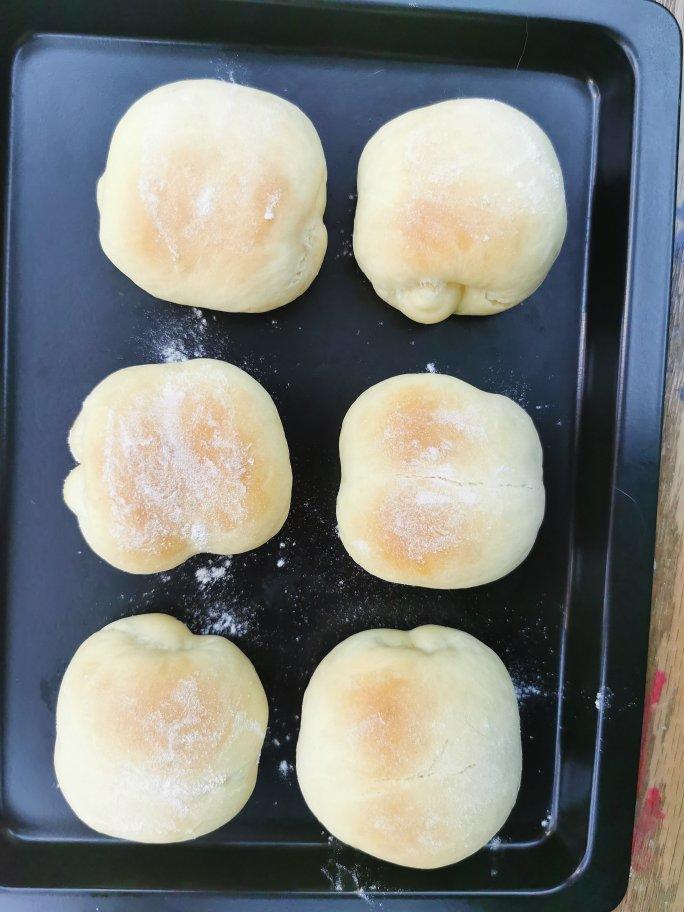 牛奶面包卷
