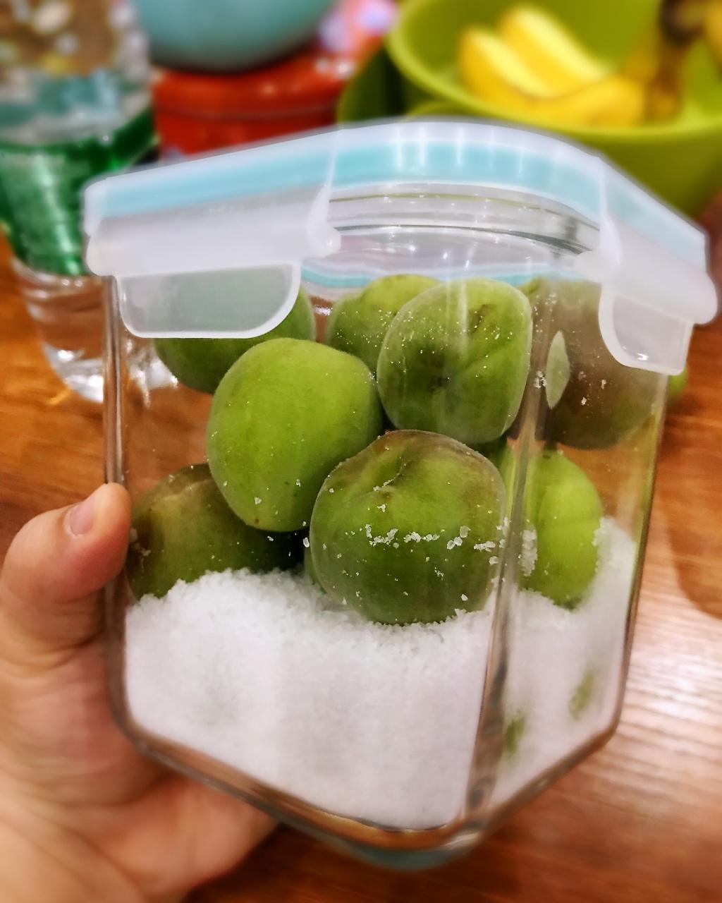 塩梅干し（盐渍青梅）