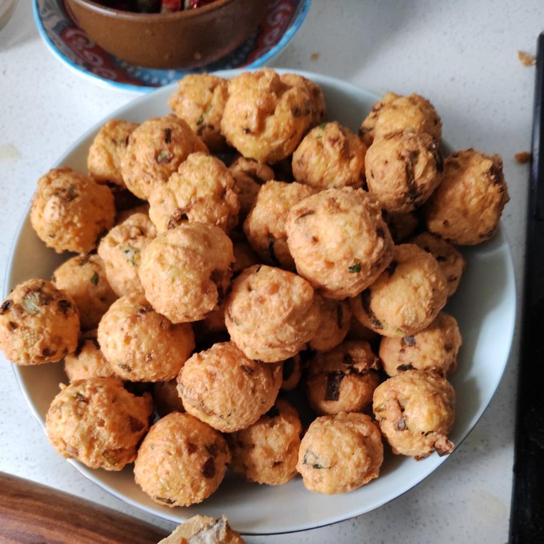 香酥豆腐丸子（外酥里嫩）