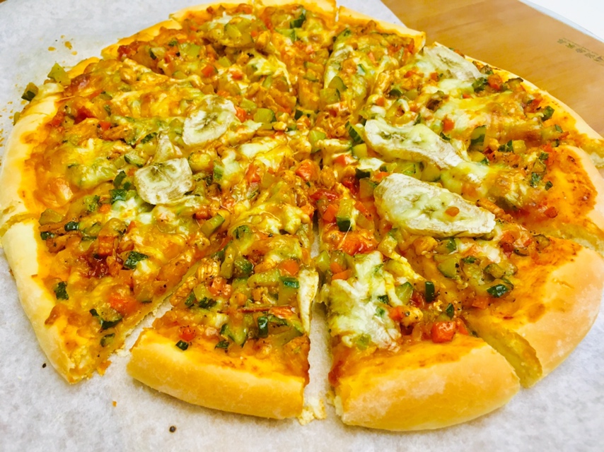 黑椒鸡肉蔬菜披萨
