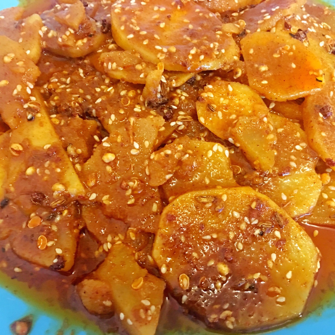 兰州风味麻辣土豆片（又名：通渭路土豆片、马三洋芋片）