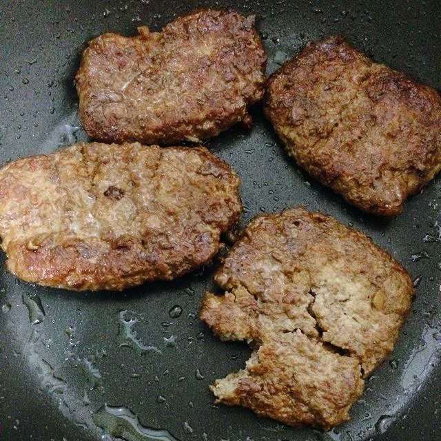 梨煎牛肉饼的做法