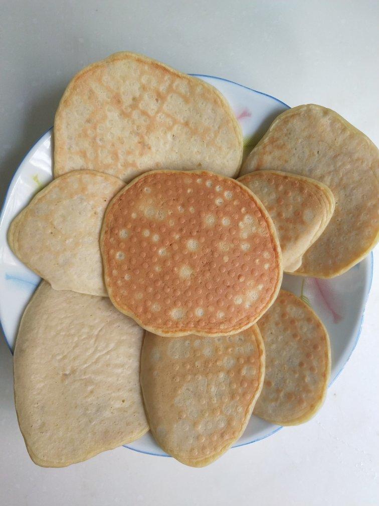 【减脂早餐】无油香蕉松饼（超简单）