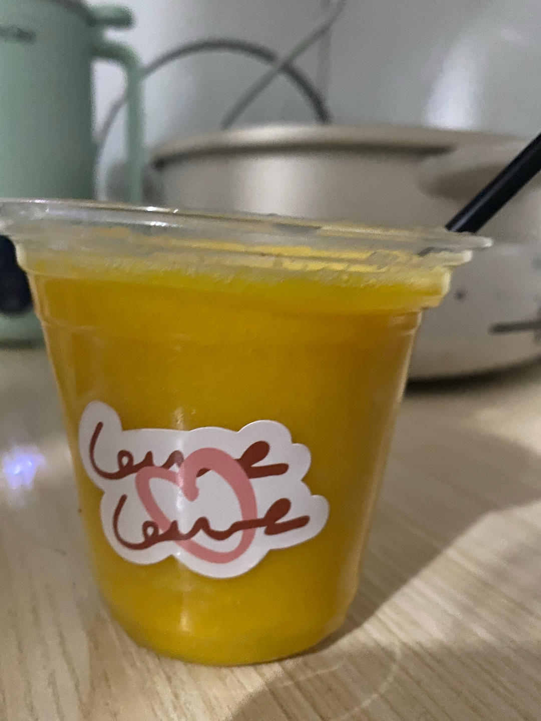 秋天里的第一杯奶昔，芒果香蕉奶昔，冰爽香甜2分钟搞定，完胜奶茶店