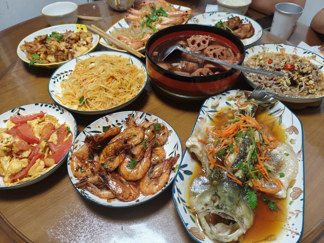 零厨艺色香味俱全蒜蓉粉丝蒸虾