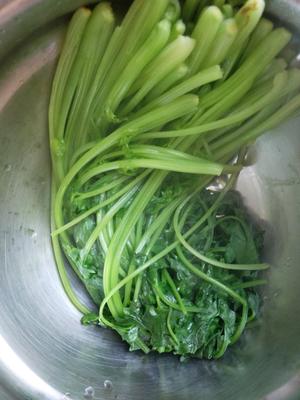 蝴蝶抱蛋煎饺（蝴蝶花样煎饺包法解析）的做法 步骤3