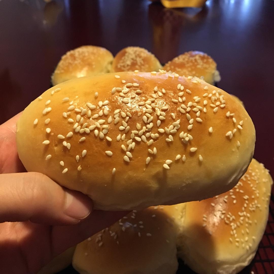 柔软看得见─超软香甜椰蓉小面包