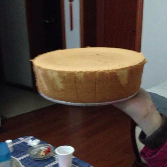 超简单完美戚风蛋糕（6寸2蛋）附打发、翻拌、脱模视频