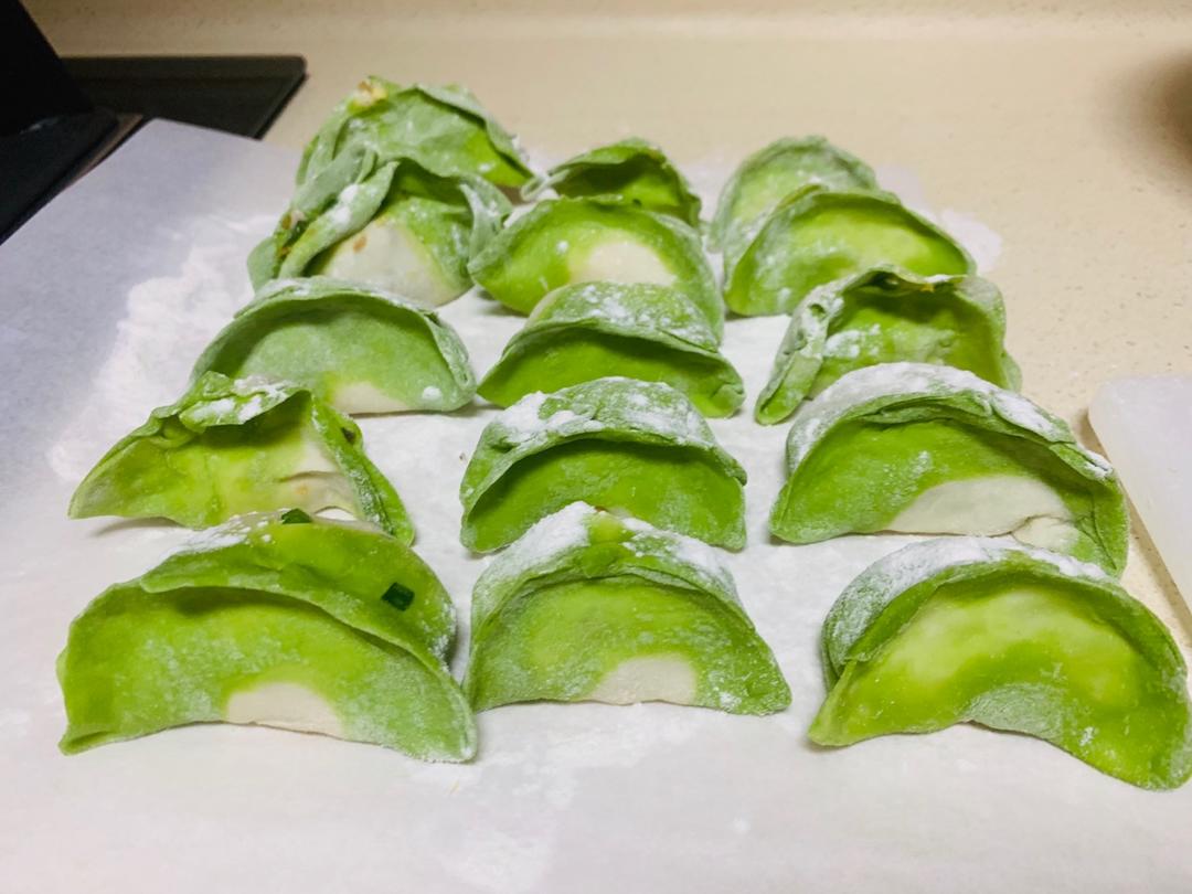 韭菜鸡蛋虾仁三鲜饺子