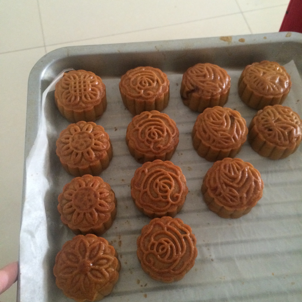 广式月饼－－蛋黄豆沙月饼