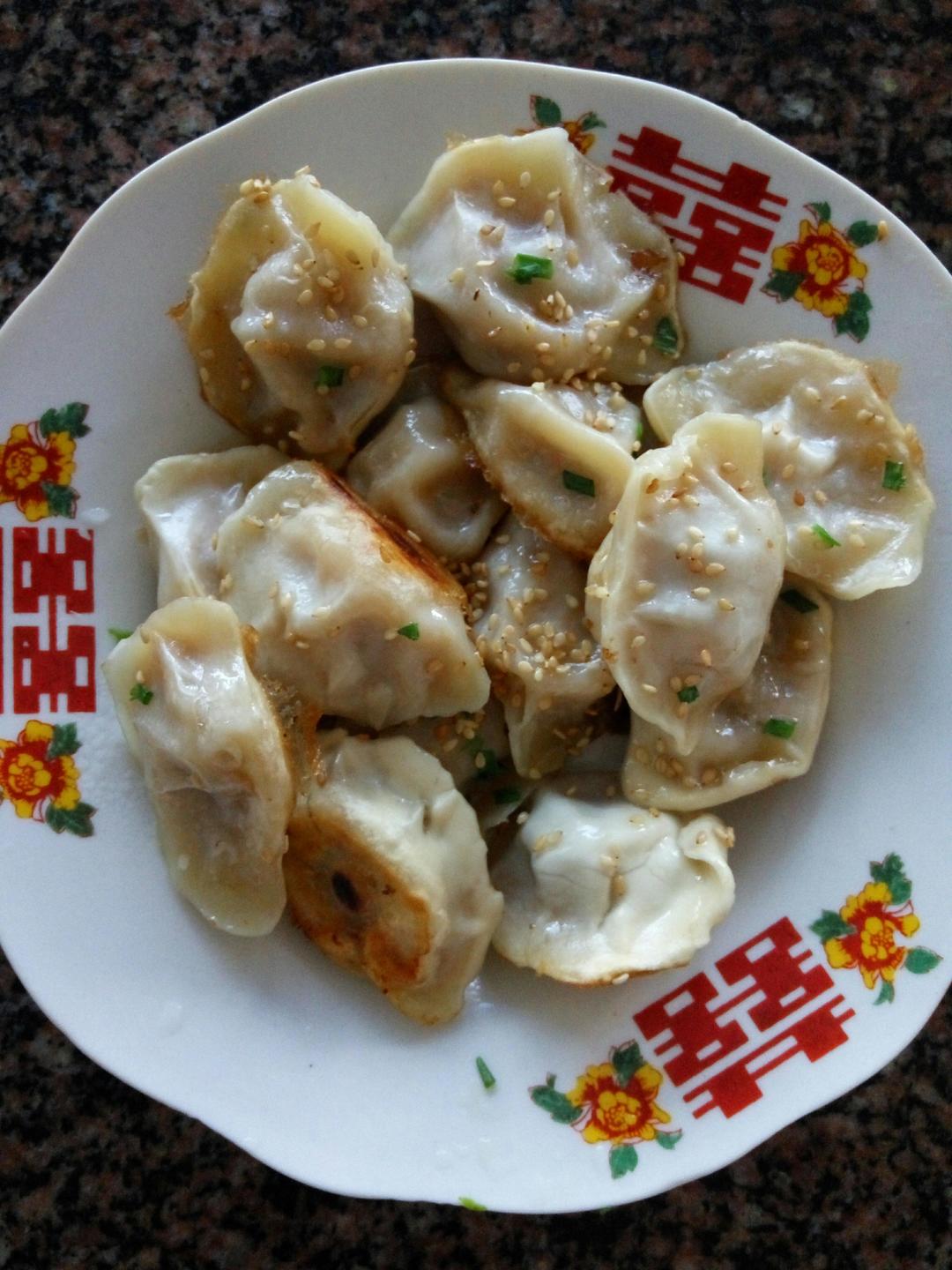 速冻饺子煎饺