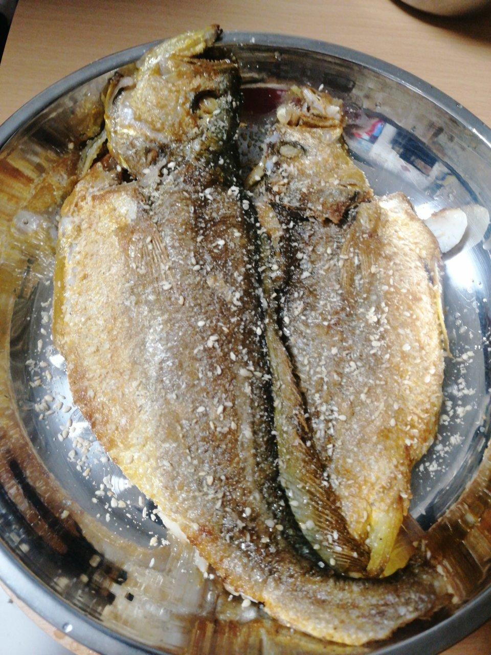 香煎黄花鱼的大厨煎法