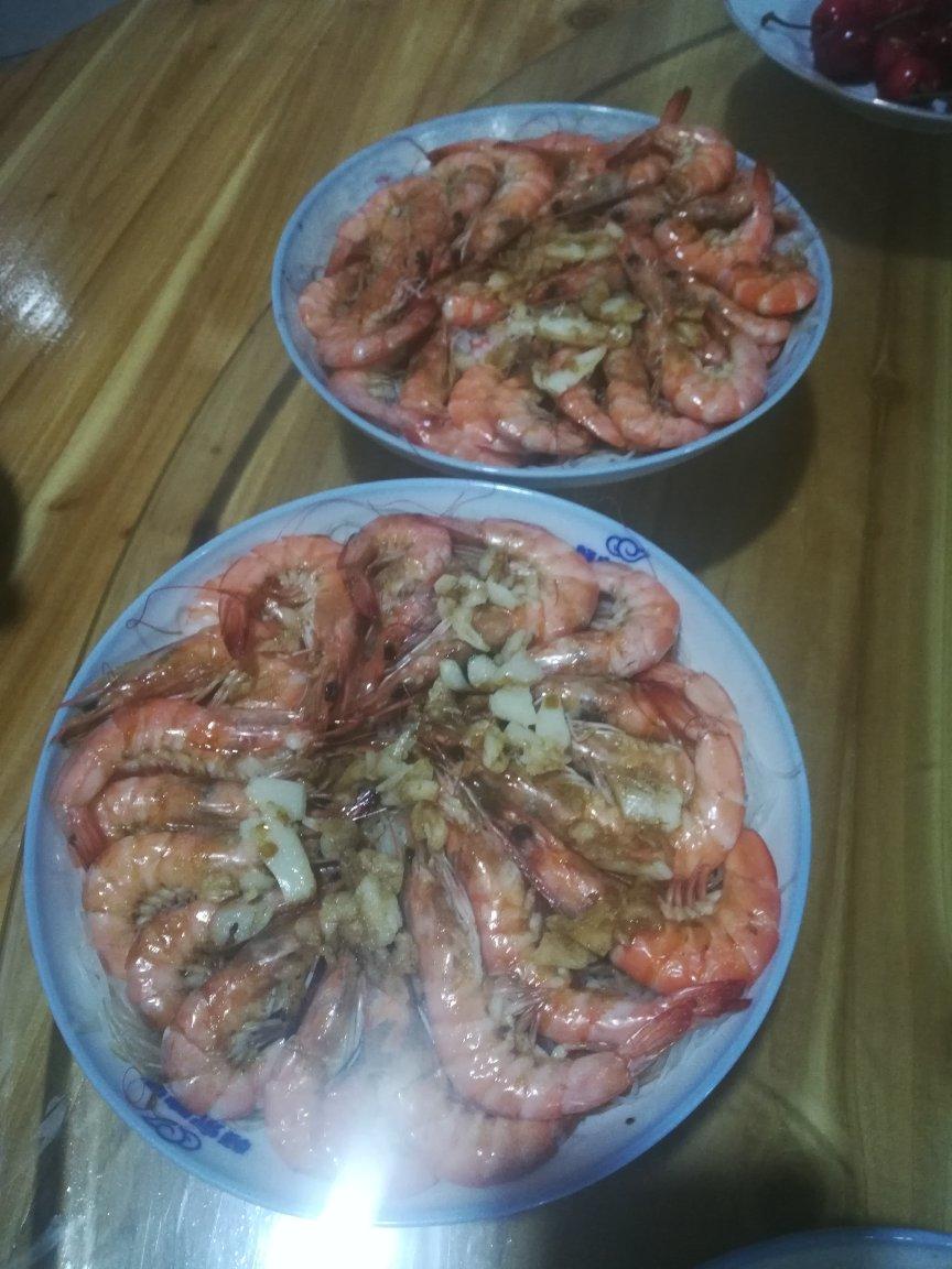 虾最美味的吃法必须是这个——蒜蓉蒸虾（多动图，孔瑶的食谱）