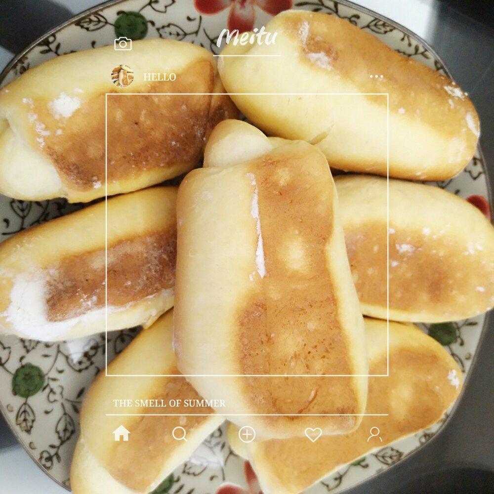 新年第一烤：黄油面包卷儿