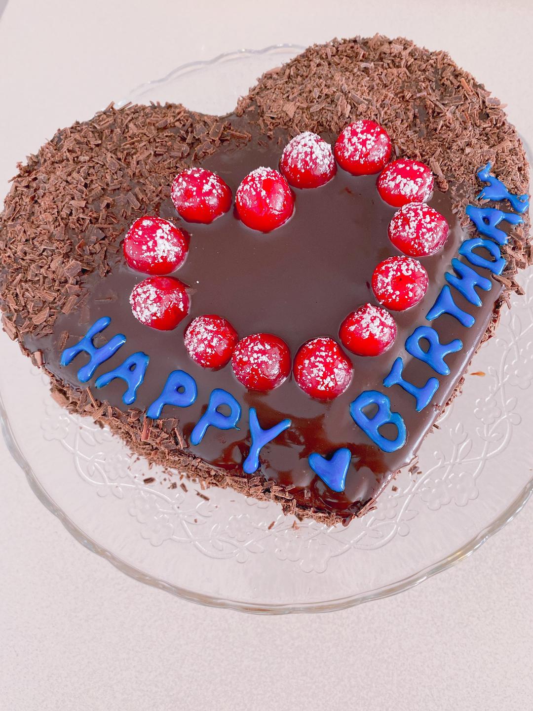 🍫巧克力淋面黑森林蛋糕🎂心形🧡生日蛋糕🎂的做法