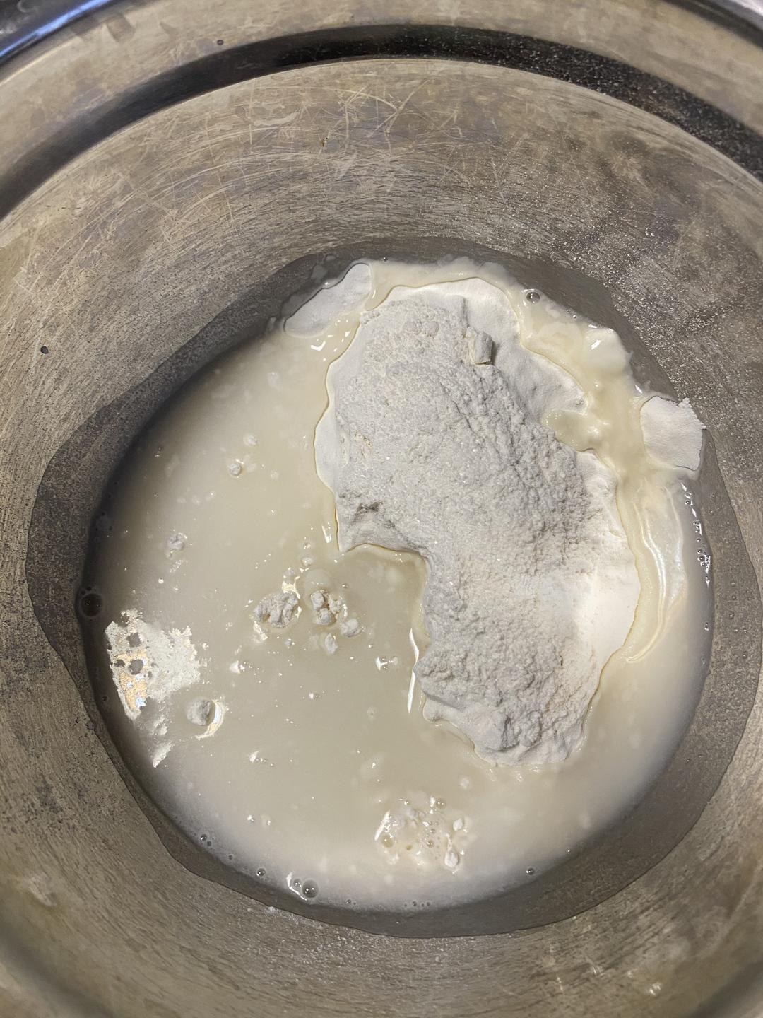 纯奶手撕吐司的做法 步骤1