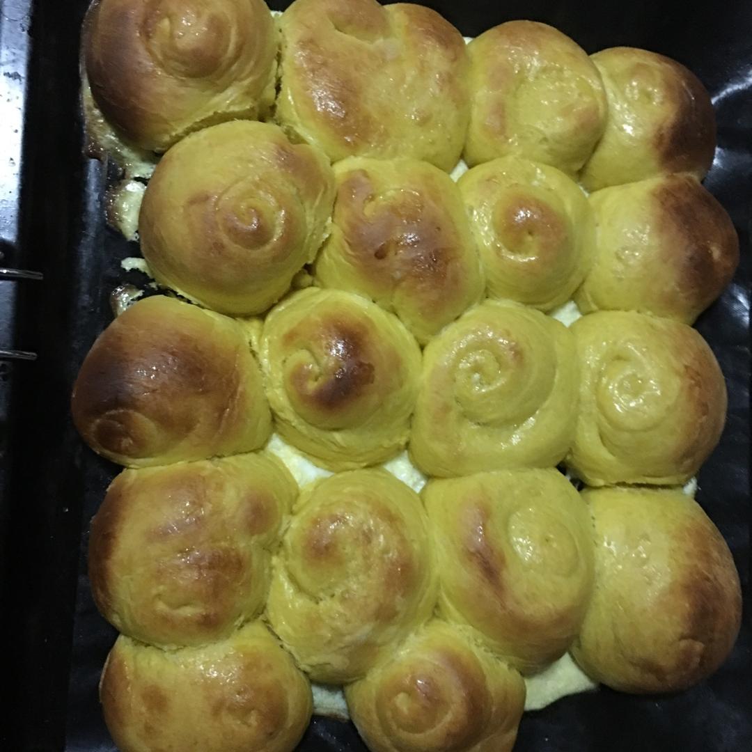南瓜吐司（南瓜小餐包)