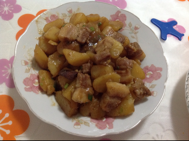 土豆五花肉