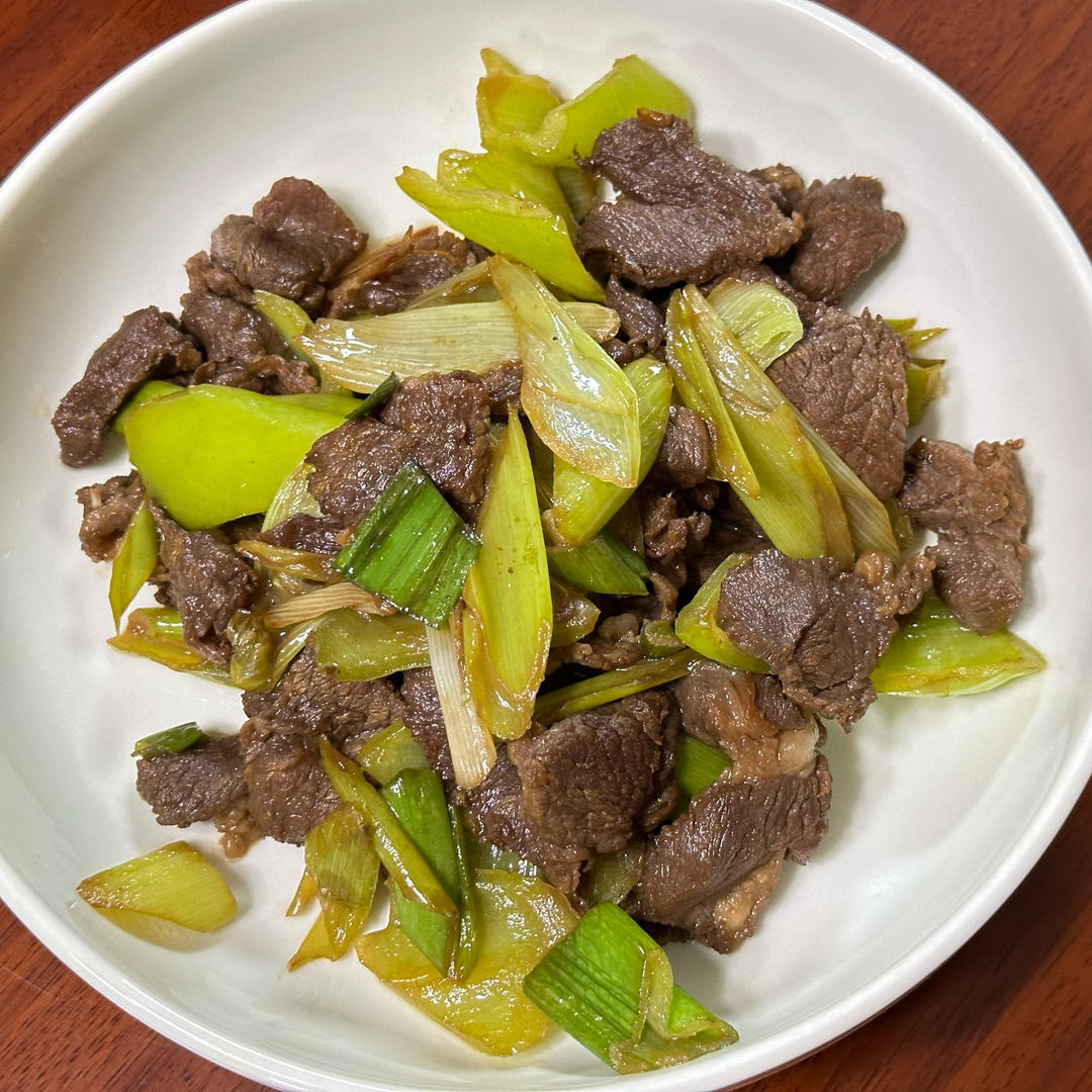 【嗷呜】老北京葱爆羊肉
