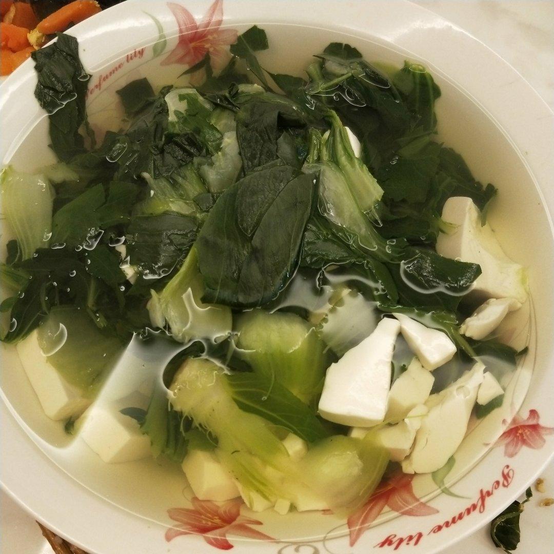 青菜豆腐汤