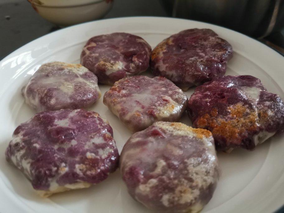 超快手不揉面不放油的低脂奶香紫薯饼