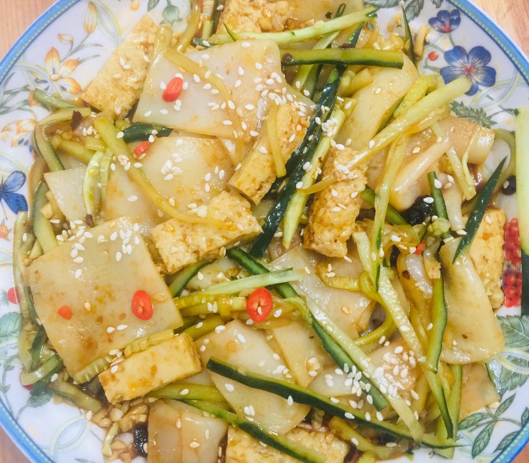 凉皮-家庭自制（告诉你自己做更劲道的秘诀）