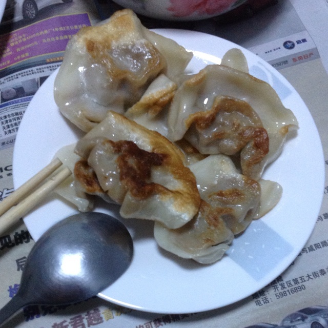 煎饺子