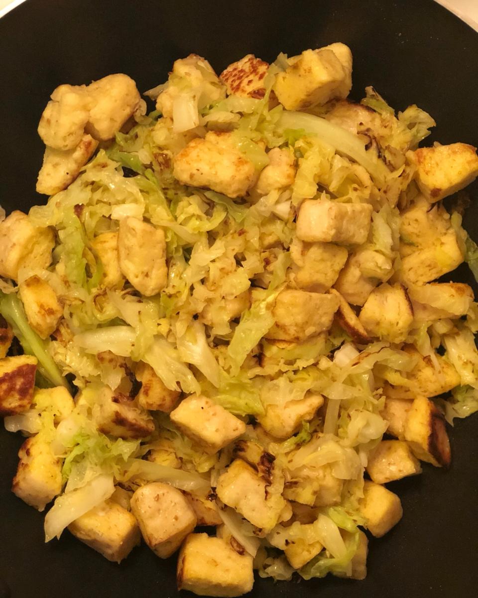 amber_b84t做的宝宝辅食微课堂 圆白菜炒馒头