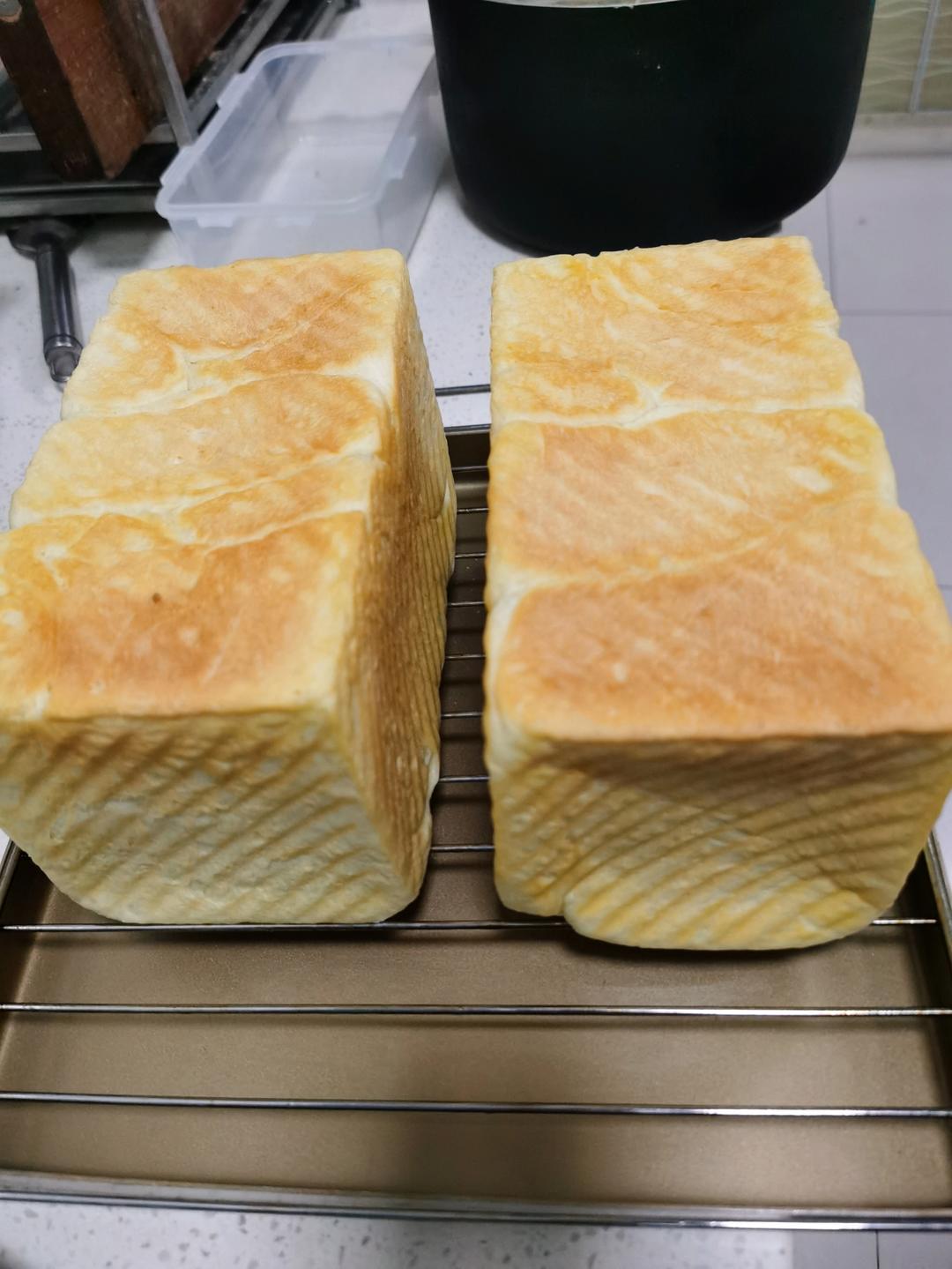 港式吐司十岁了