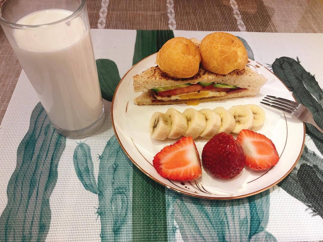 火腿芝士蛋三文治