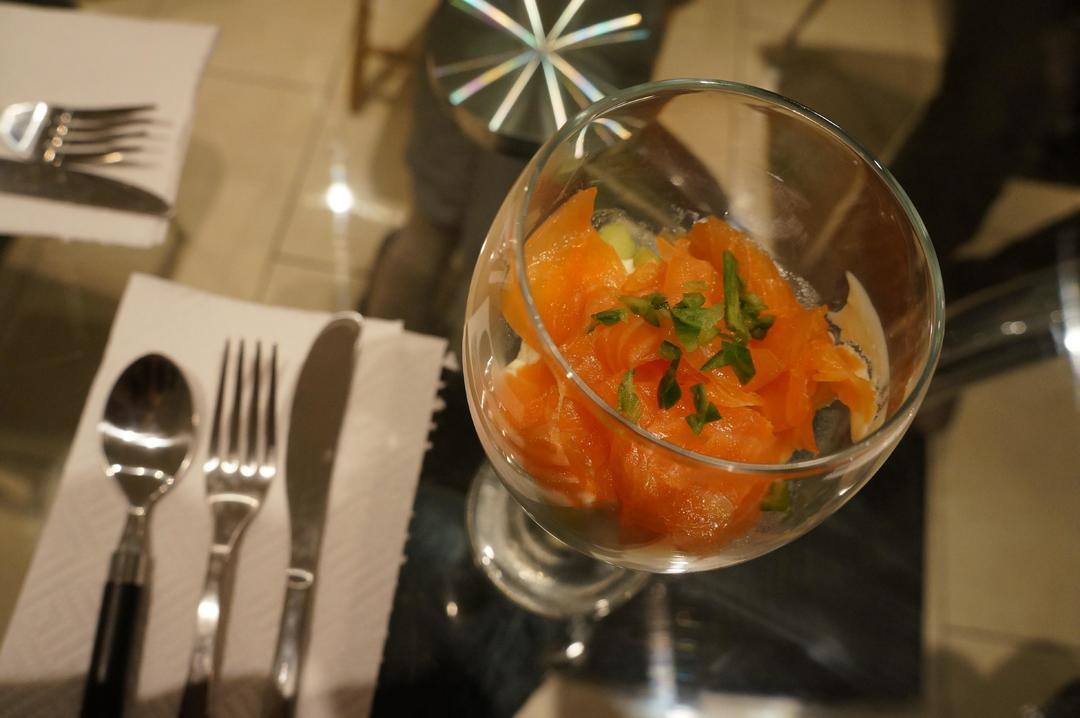 三文鱼黄瓜沙拉（前菜）的做法