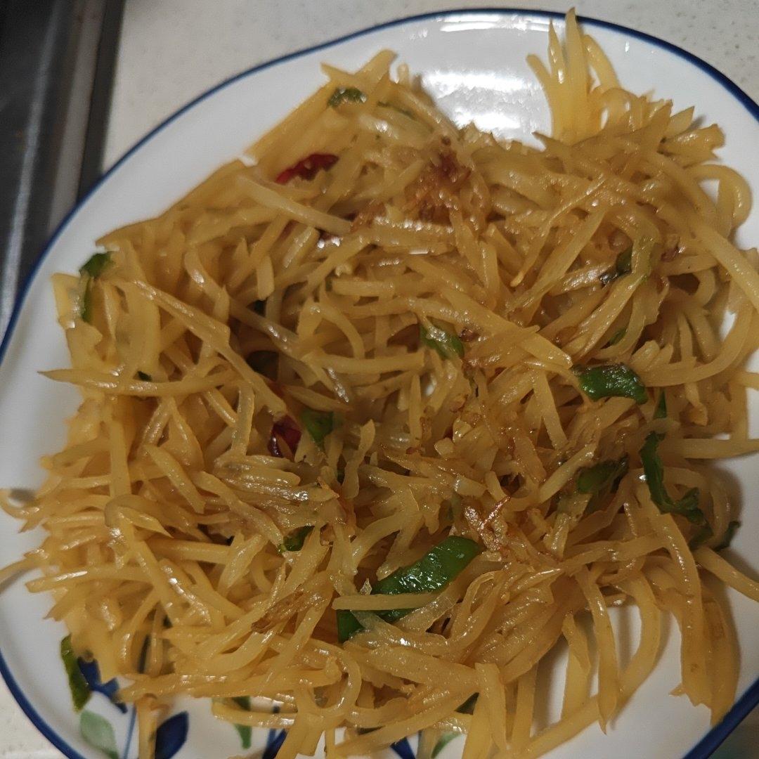 酸辣土豆丝的家常做法 超级下饭
