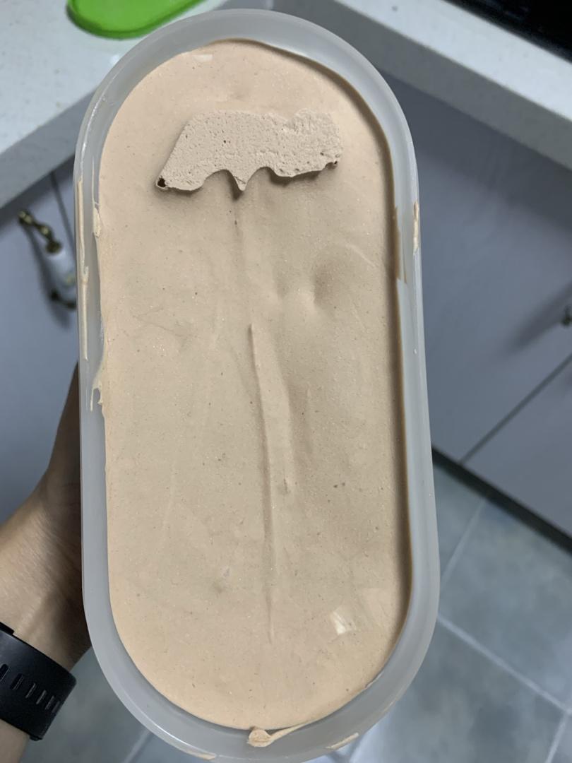 巧克力冰激凌